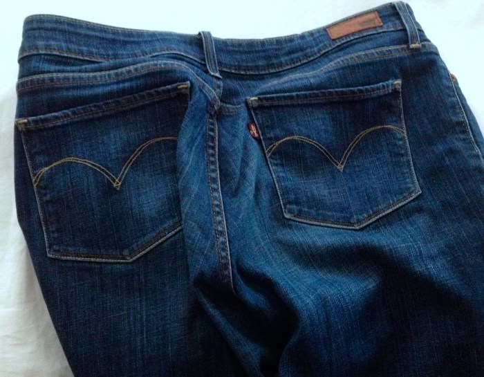 Eine Levi's von heute: Das Lederetikett am Bund ist dezenter geworden. Foto: Julia Lutzeyer